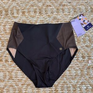 Honeylove Black and Brown High-Waisted Panties